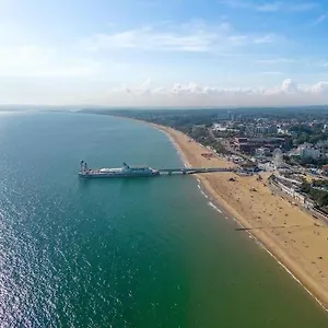1 Bedroom In Bournemouth, Free Parking , Bournemouth United Kingdom